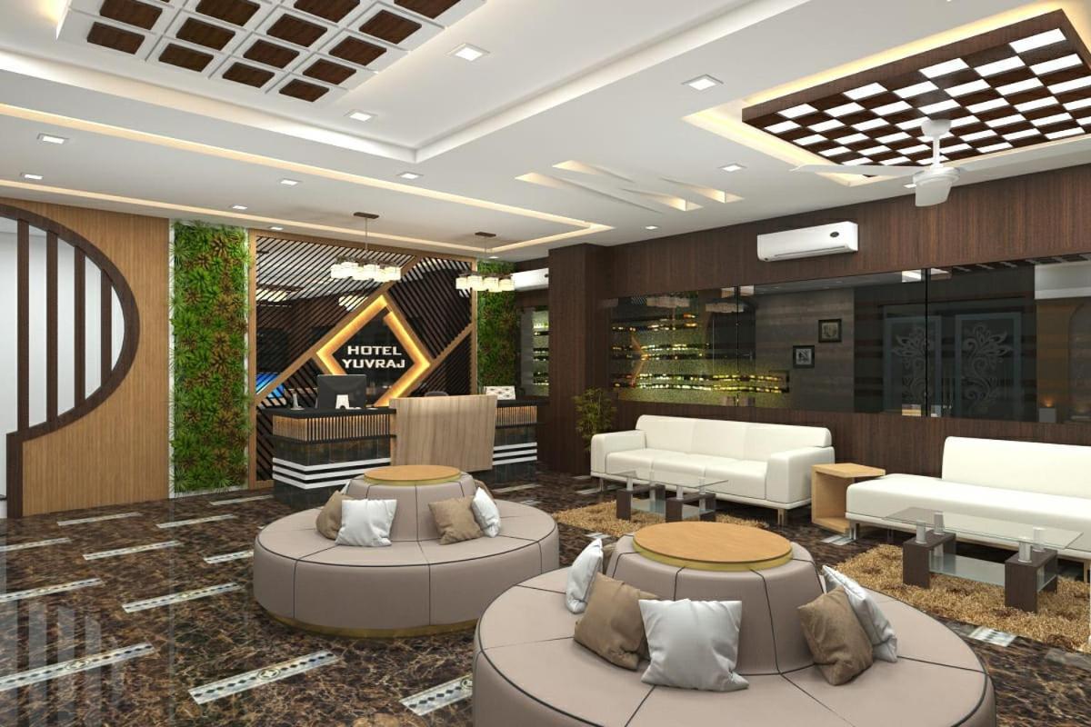 Hotel Yuvraj Grand Jabalpur Exterior foto